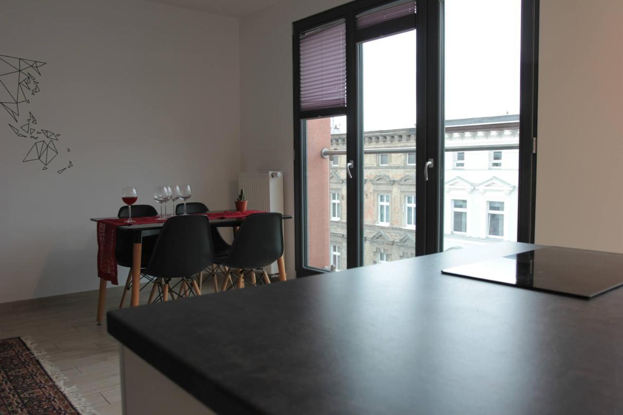 White Frog Apartment ชเตชชิน ภายนอก รูปภาพ